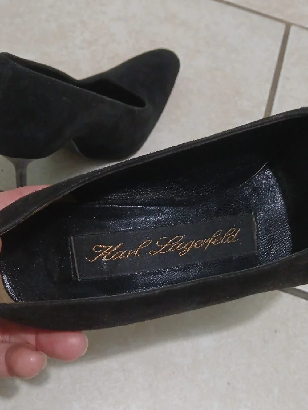 Karl Lagerfeld Womens Sz 6 Black Suede Close Toe Pumps